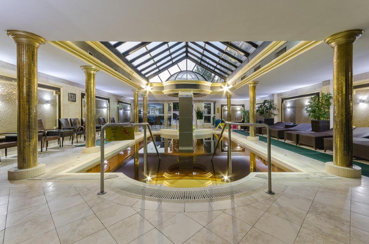 Hotel Aurum Hajdúszoboszló Exterior foto