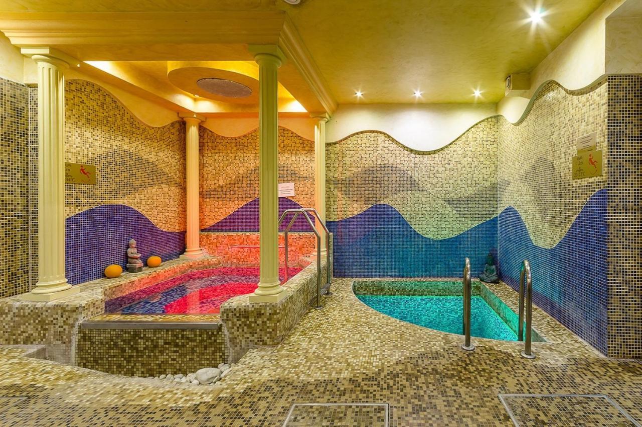 Hotel Aurum Hajdúszoboszló Exterior foto